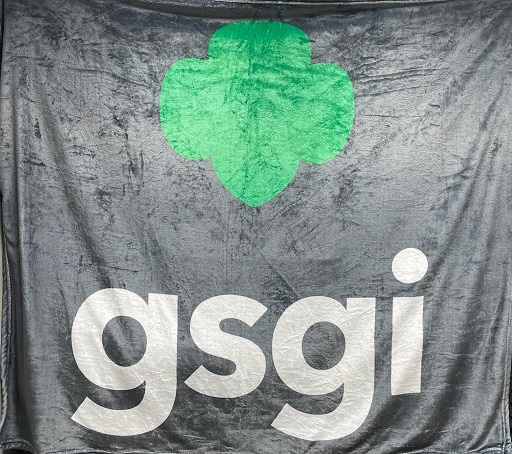  GSGI: Gray Logo Blanket